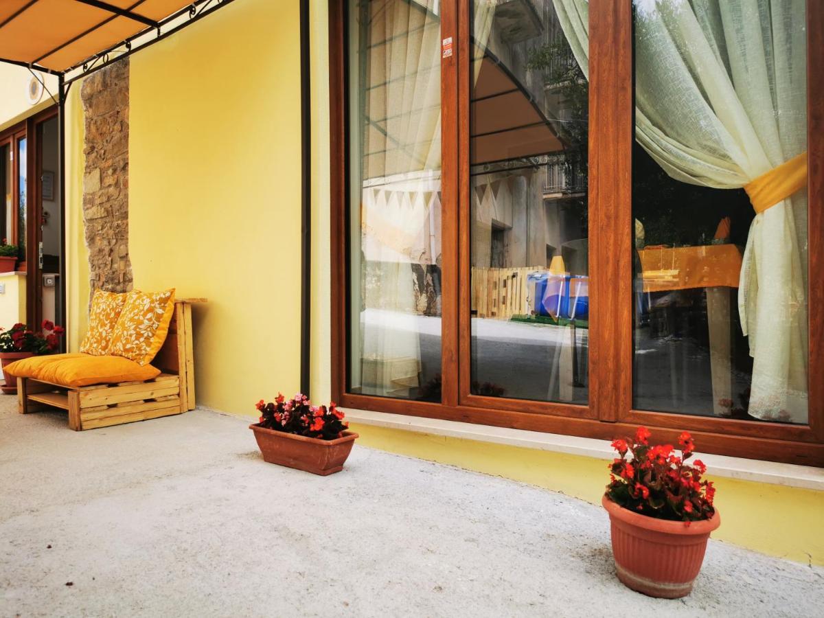 Roccadaspide Agriturismo B&B Il Girasole מראה חיצוני תמונה