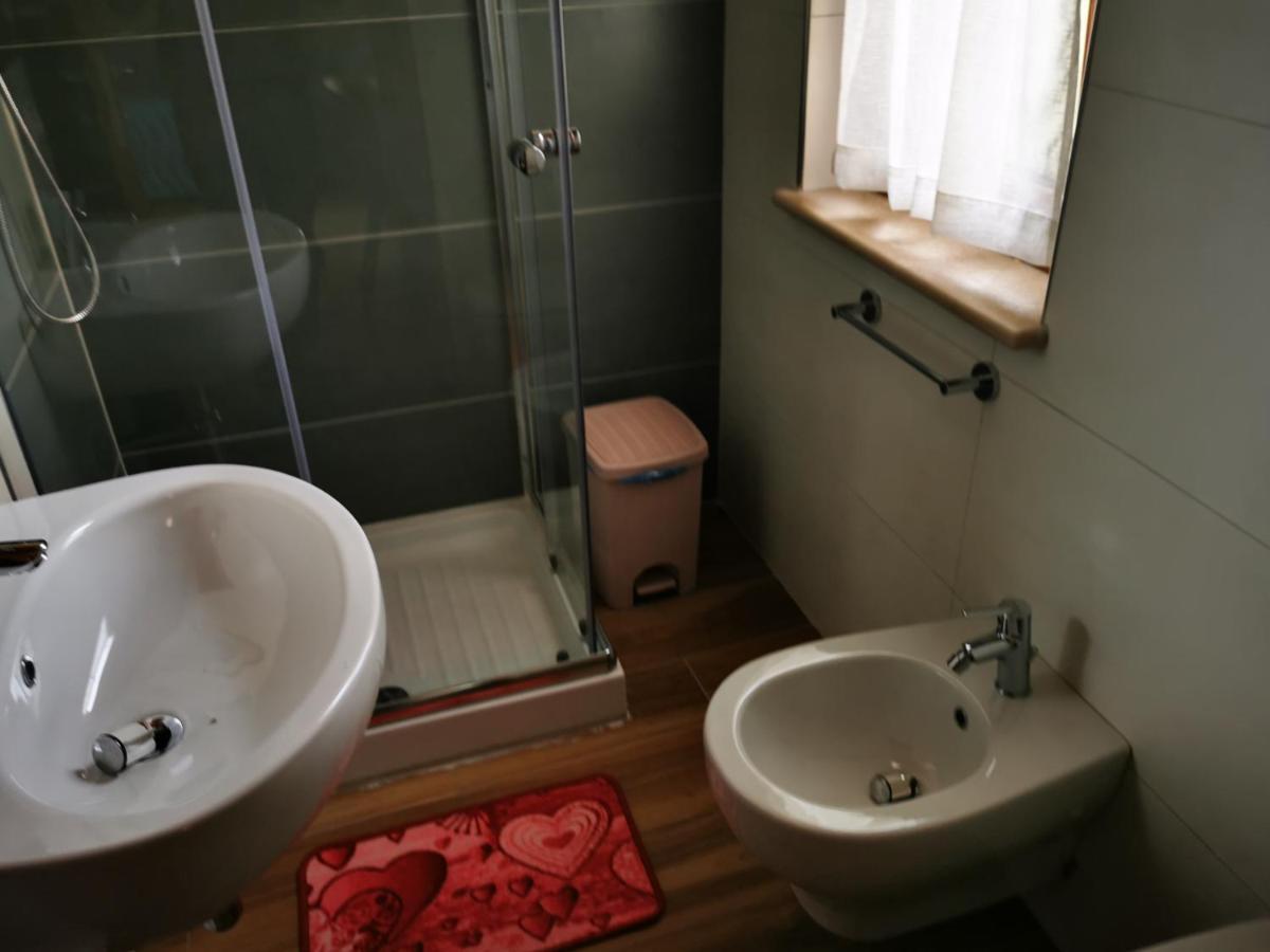 Roccadaspide Agriturismo B&B Il Girasole מראה חיצוני תמונה
